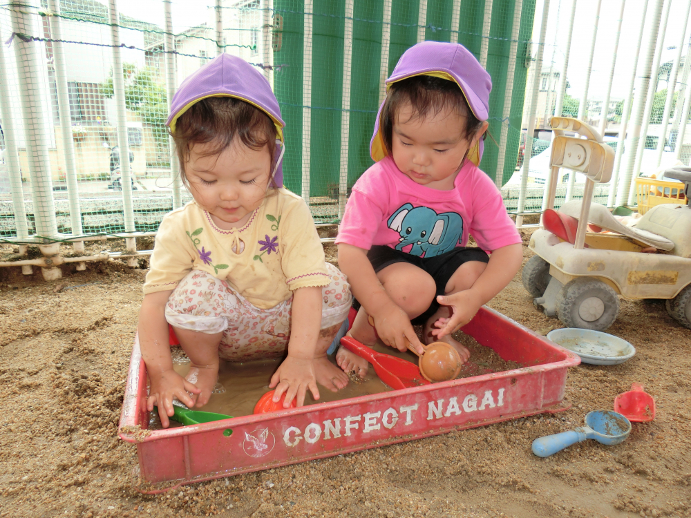 えっ(;゚Д゚)!!なんだって~!?私達、こ~してる場合じゃ~ないじゃん!!温泉!!♨