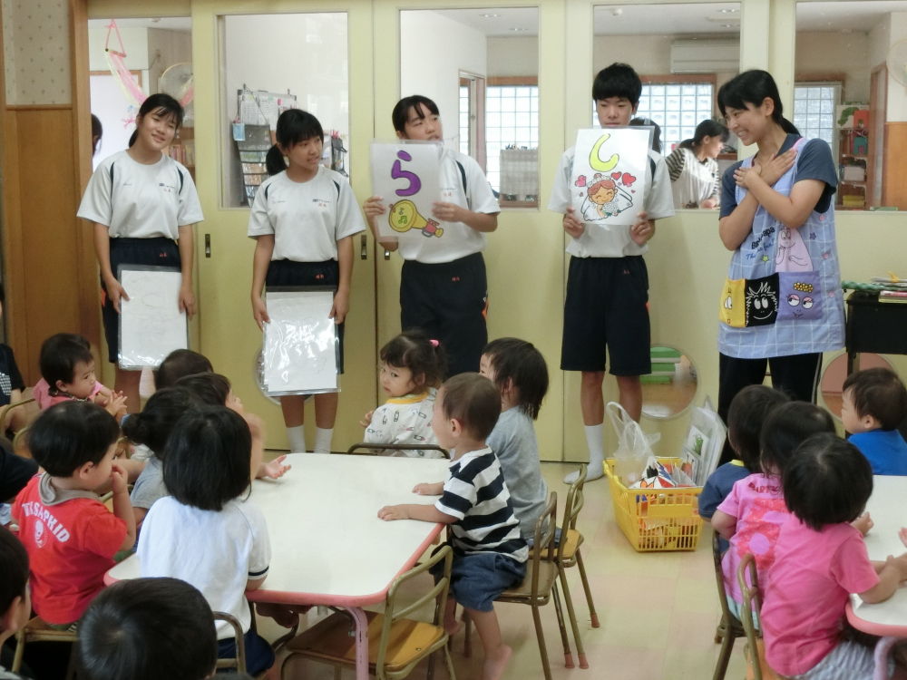 皆で・・楽しく・・♬ドレミの歌♪を歌いました~ヽ(^。^)ノ♬♪