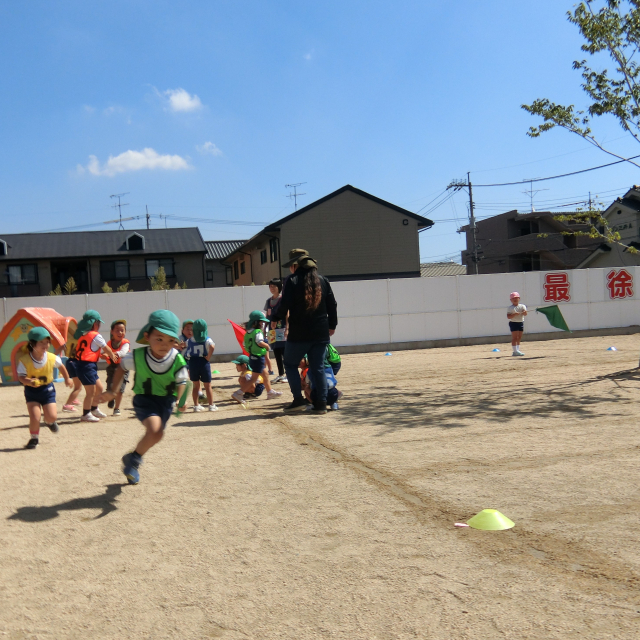 ＊　４歳児　勝っても負けても　＊