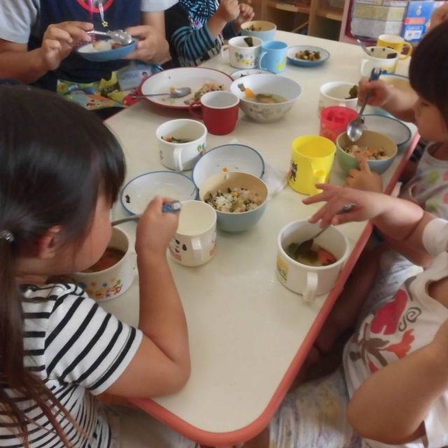食育の日の給食時間だよ～ヽ(^。^)ノ②