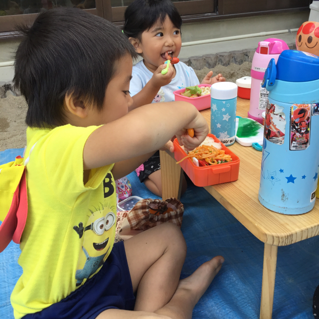 お弁当の日　（１・２歳児）