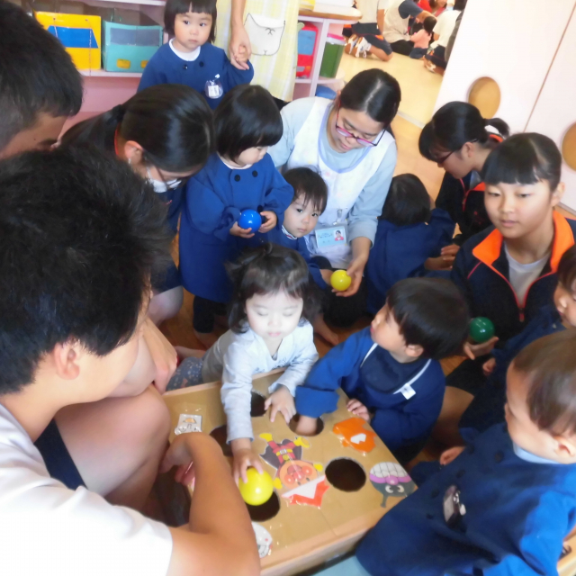 日比崎中学校3年1組のお兄ちゃん・お姉ちゃんが保育園に遊びに来てくれました(*^^)v 