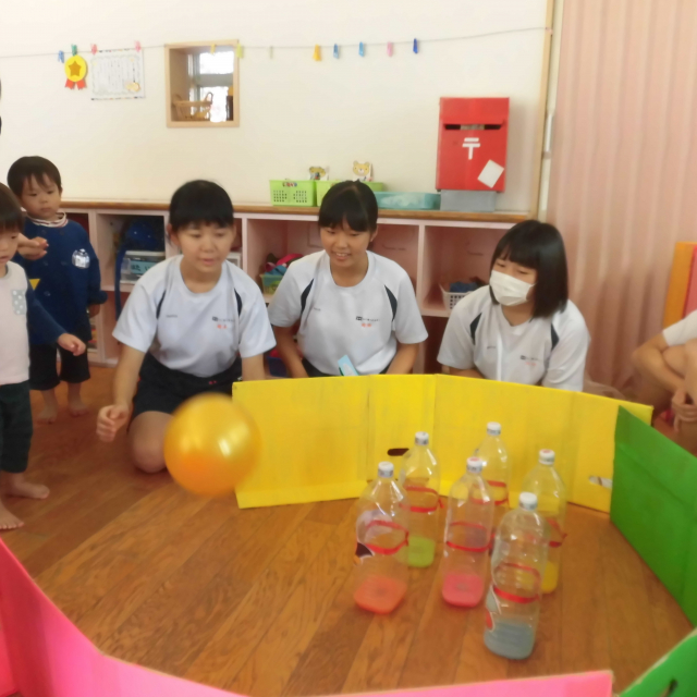 日比崎中学校3年1組のお兄ちゃん・お姉ちゃんが保育園に遊びに来てくれました(*^^)v 