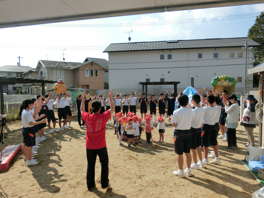 皆で、カープのCCダンス・サンフレッチェのサンチェ体操を踊りましたヽ(^。^)ノ