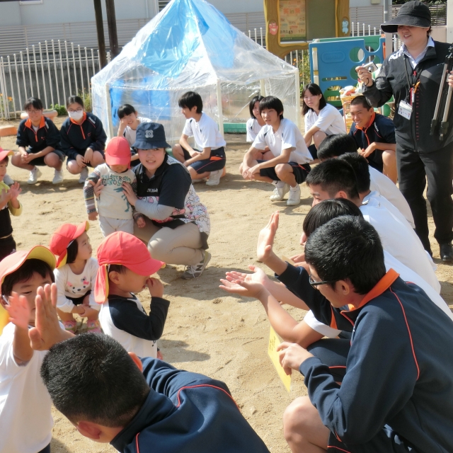 日比崎中学校3年1組のお兄ちゃん・お姉ちゃんが保育園に遊びに来てくれました(*^^)v 