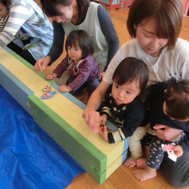 日比崎中学校３年２組のお兄ちゃん・お姉ちゃんが保育園に遊びに来てくれたよ(^.^)/~~~ 