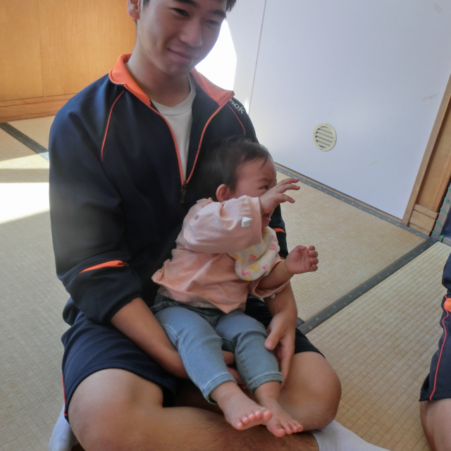 日比崎中学校３年２組のお兄ちゃん・お姉ちゃんが保育園に遊びに来てくれたよ(^.^)/~~~ 