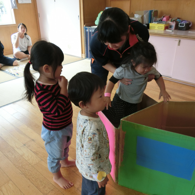 日比崎中学校３年３組のお兄ちゃん・お姉ちゃんが保育園に遊びに来てくれたよ~(^_^)/~  