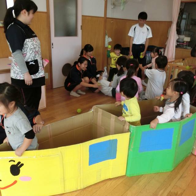 日比崎中学校３年３組のお兄ちゃん・お姉ちゃんが保育園に遊びに来てくれたよ~(^_^)/~  