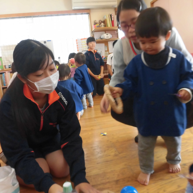 日比崎中学校３年３組のお兄ちゃん・お姉ちゃんが保育園に遊びに来てくれたよ~(^_^)/~  