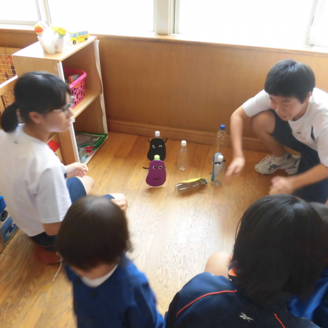 日比崎中学校３年３組のお兄ちゃん・お姉ちゃんが保育園に遊びに来てくれたよ~(^_^)/~  