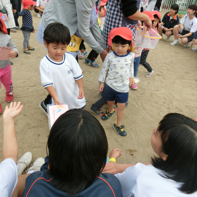 日比崎中学校３年３組のお兄ちゃん・お姉ちゃんが保育園に遊びに来てくれたよ~(^_^)/~  