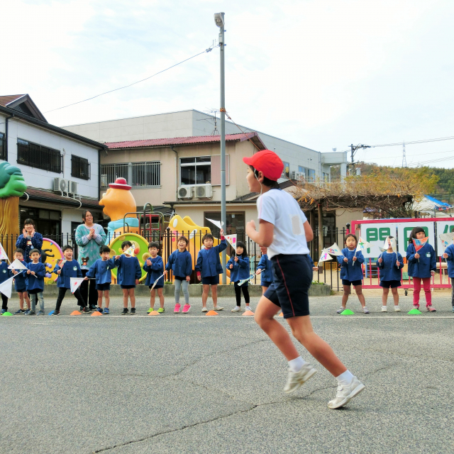 １２月１０日　マラソン大会応援