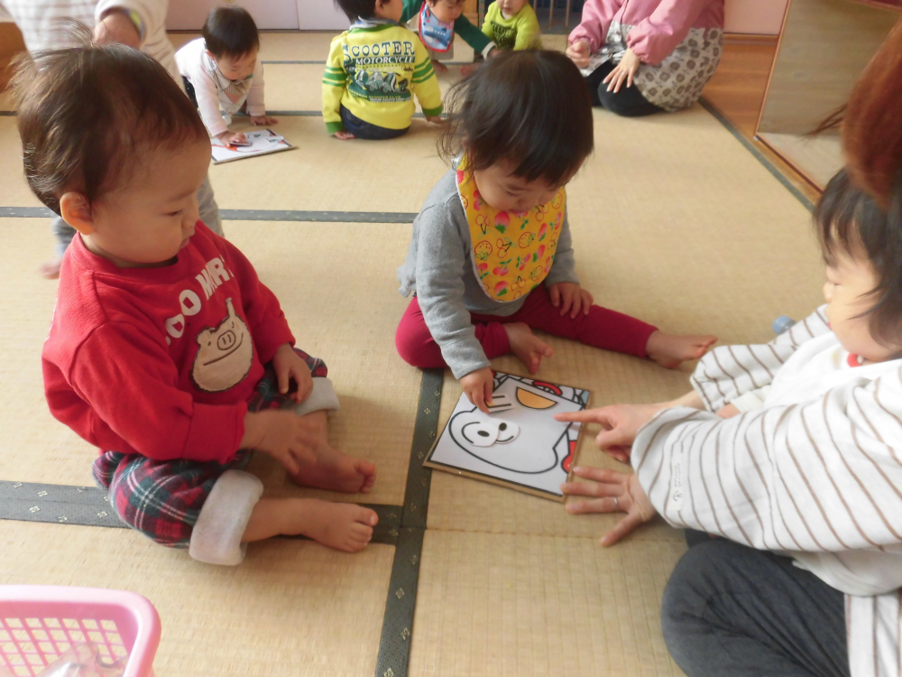 赤ちゃんだって・・福笑いするんだよ(*^^)v