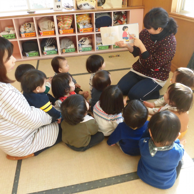 絵本の読み聞かせ📖