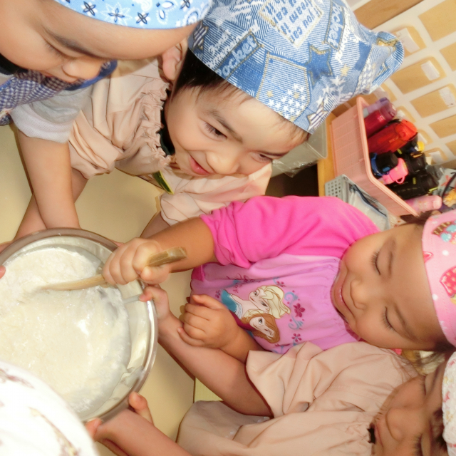 お料理教室その１　～４歳児～
