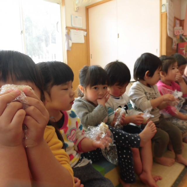 おにぎり食べたよヽ(^。^)ノ🍙