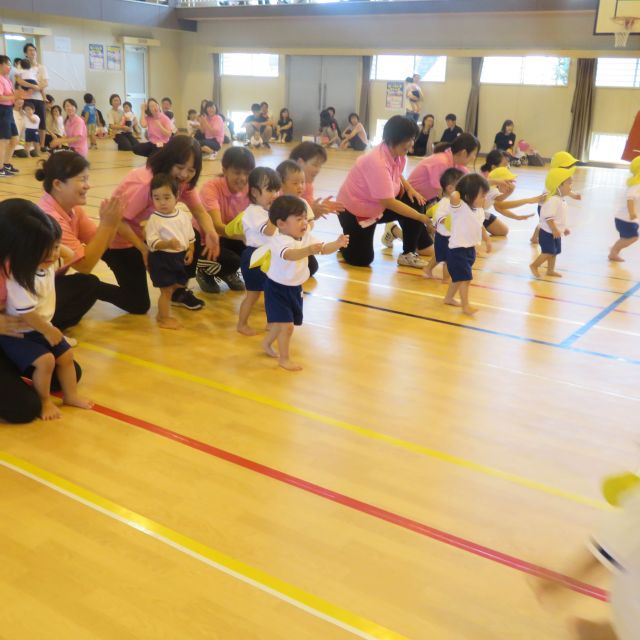 ０・１歳児運動会　②