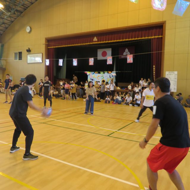 ０・１歳児運動会　③