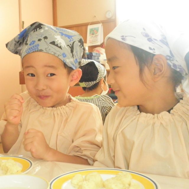 ＊　３歳児　お料理教室　（ゆめはうす認定こども園）　＊