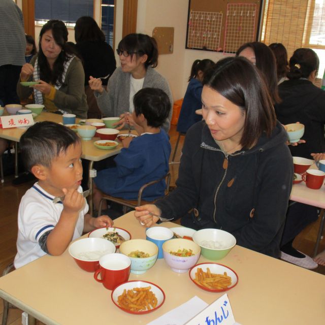 ＊　３歳児　保育参加（給食）　（ゆめはうす認定こども園）　＊