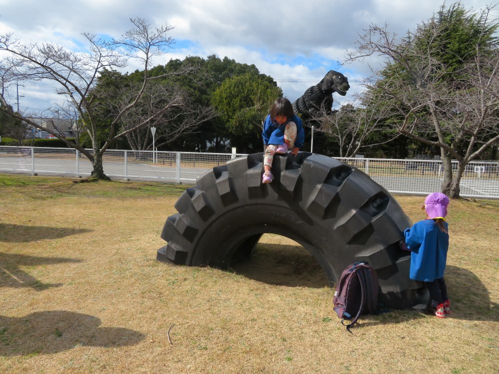 「もう帰るよー」
　・・・から５分。・・・葛藤。
　・・・やめる判断。勇気ある決断。
また来ようね～♪