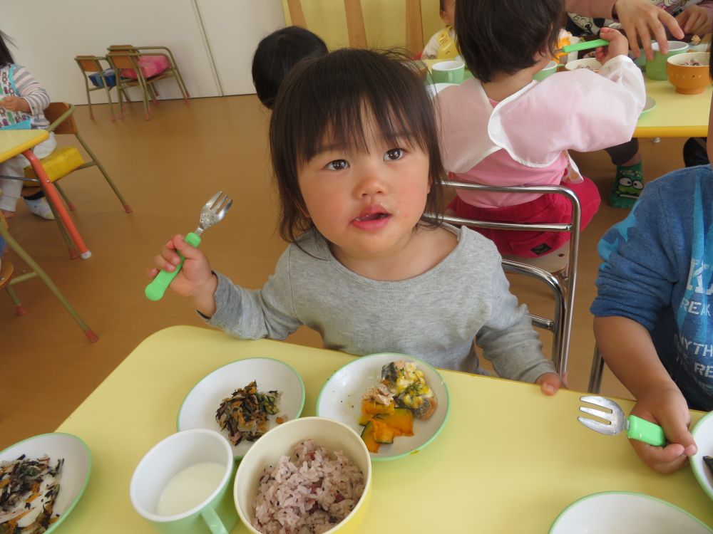 おいしい給食を食べたり・・・♡