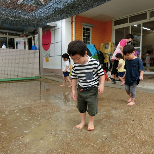 ～雨上がりの水たまり♪～①