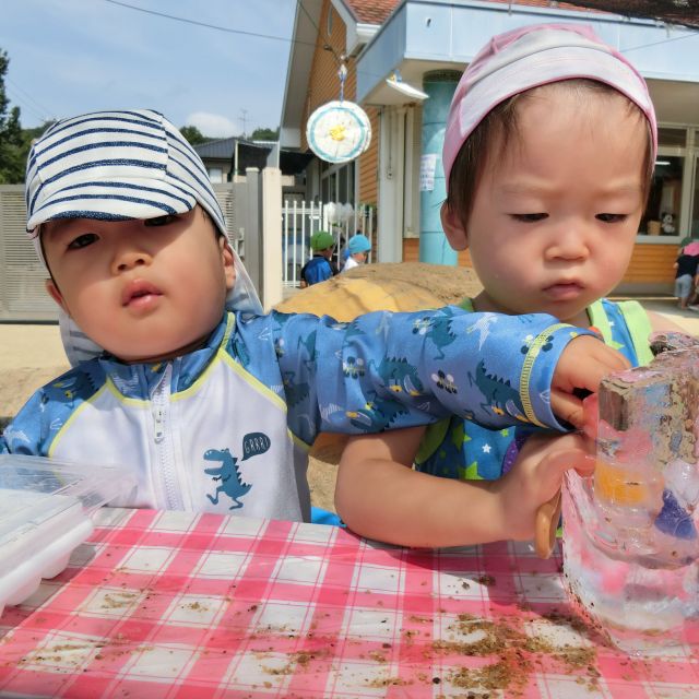 氷遊び　～ひよこ組～