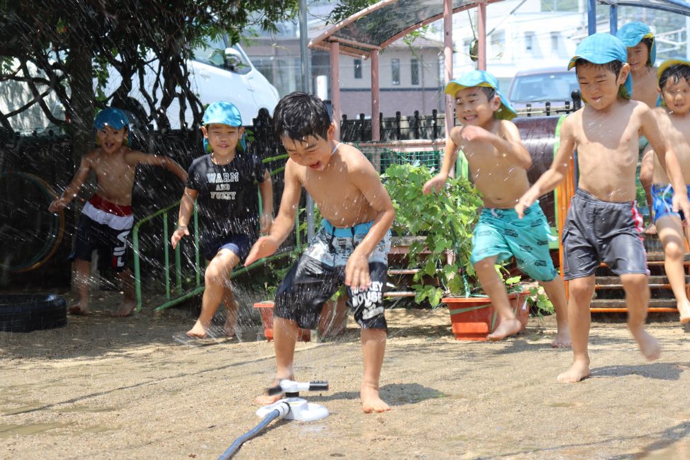 全身で思いっきり、水を楽しむ
5歳児♡