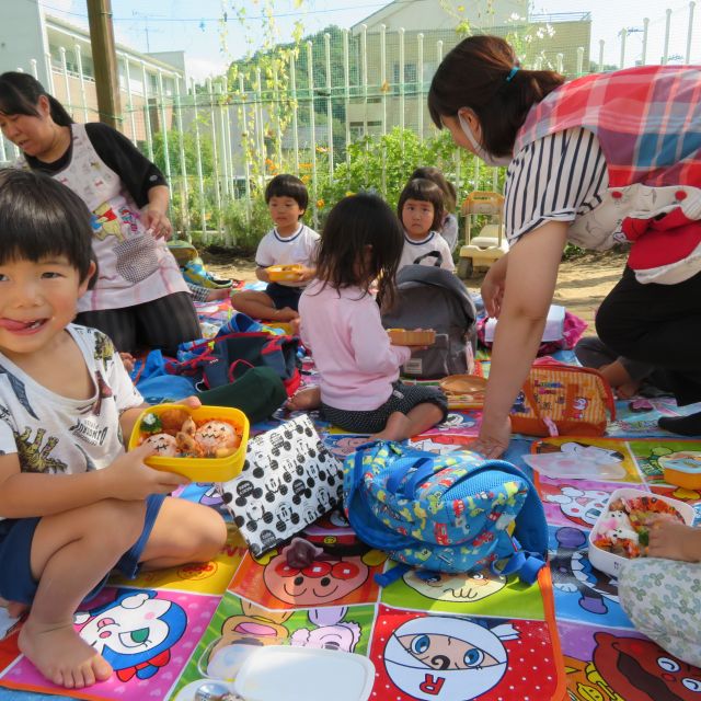 ２歳児さんお弁当の日