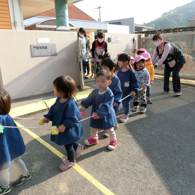 １歳児さんの・・プチ散歩🚶