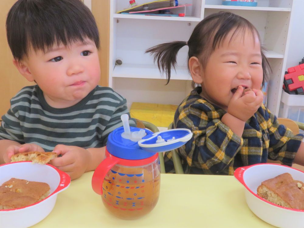 パウンドケーキも甘くておいしいね♡
子どもたちにも大人気で、皆ニコニコしながら楽しく食べました♡