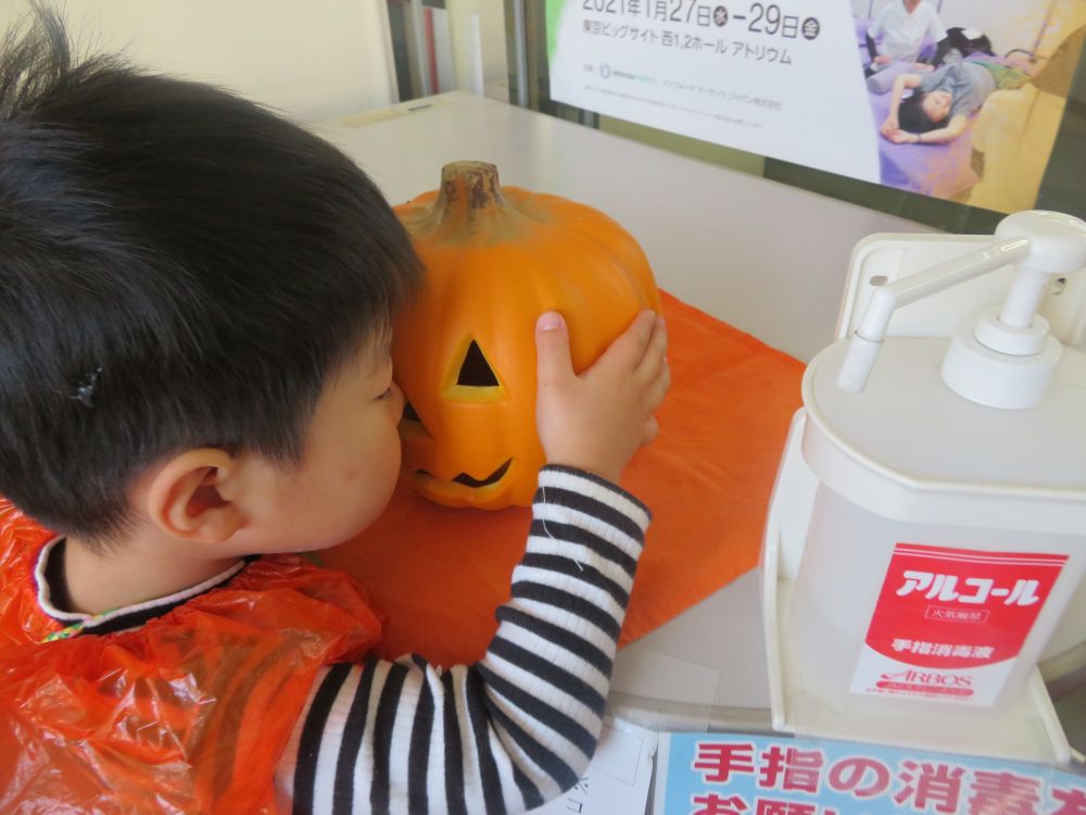 最後にもう一件。
　ハロウィーンの飾りがいっぱい🎃