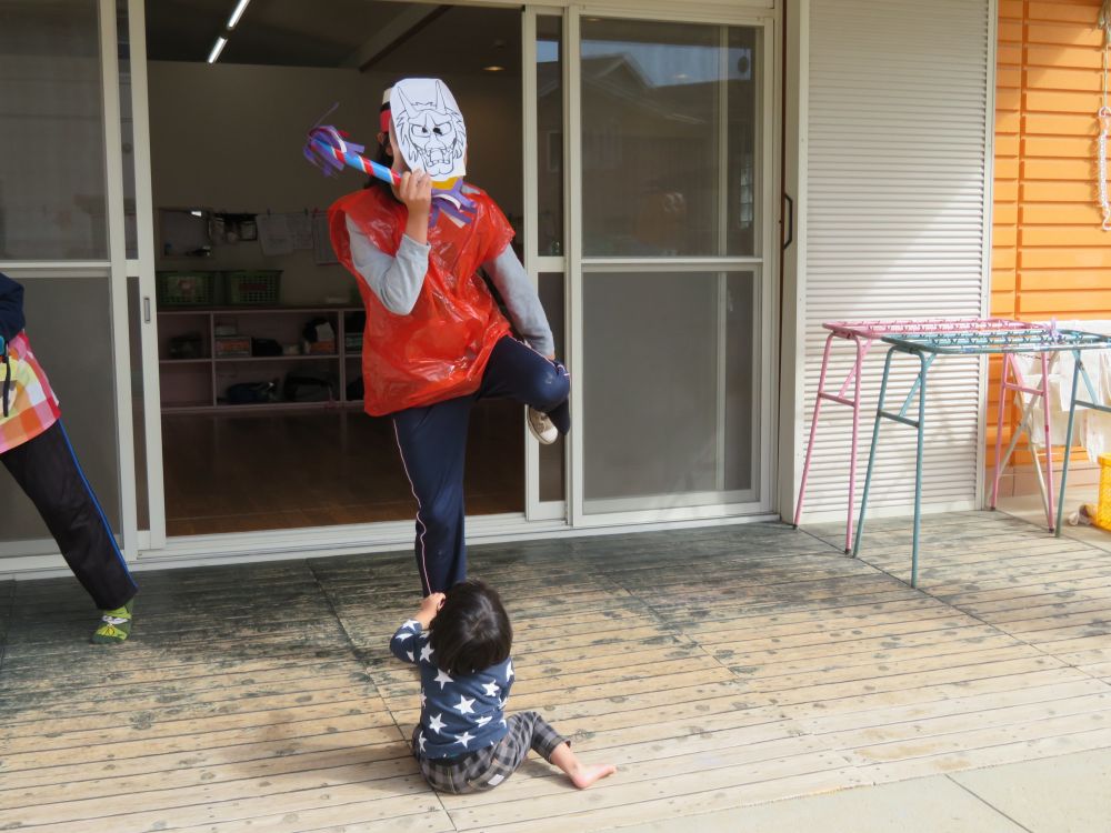 そして・・そして・・・2歳児さんのもとにやってきたのが・・・・・💦👹