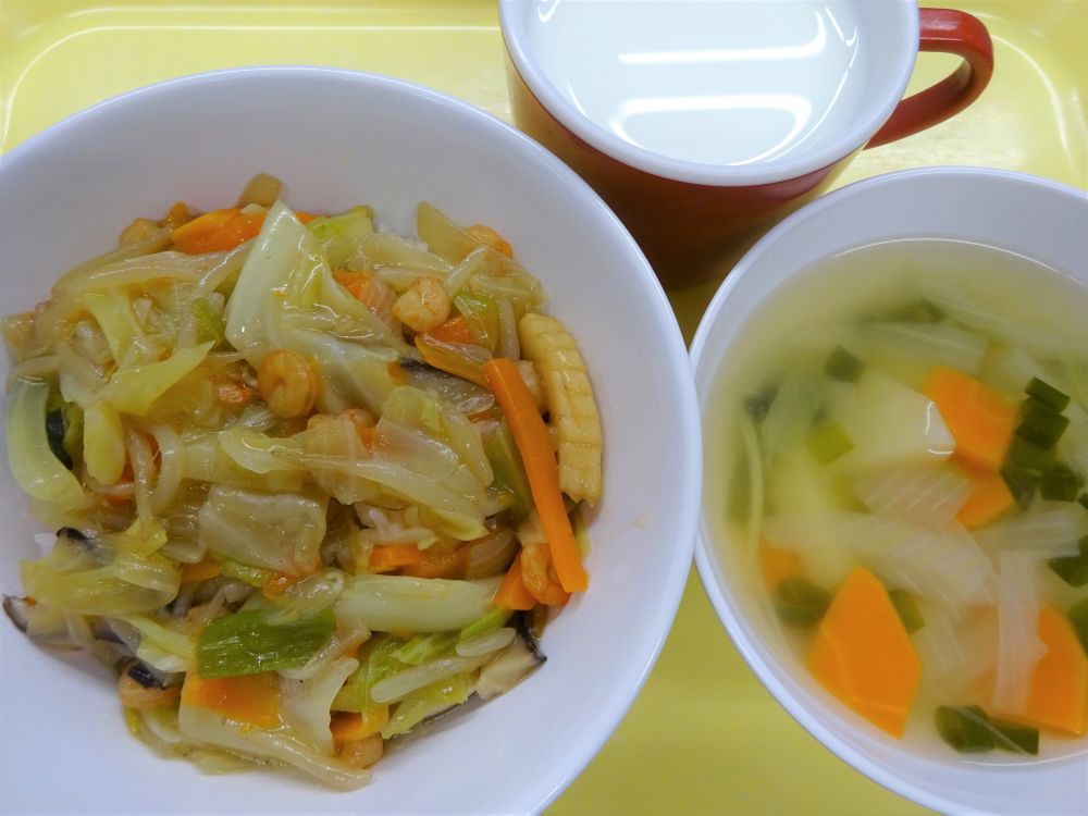 中華丼

じゃがいものスープ

牛乳