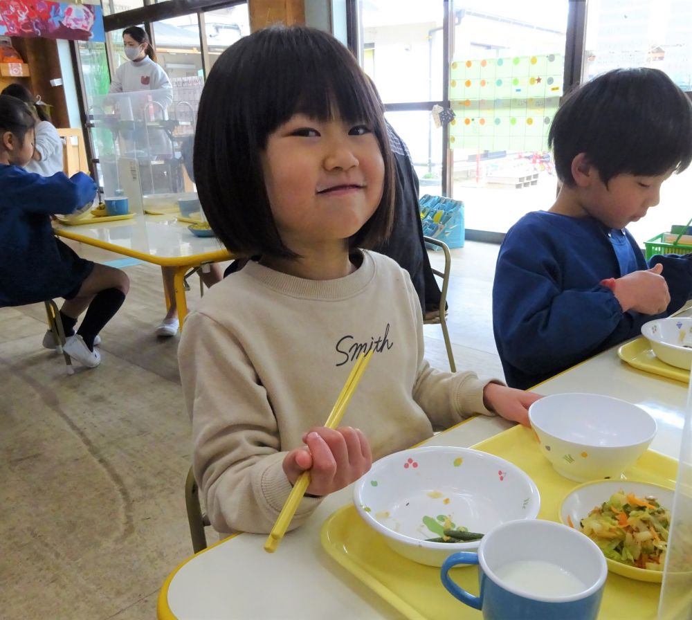 みんなが食べ終わるのを待っている姿も、静かにおしゃべりしないで待っていました。
さすが、キリン組さんですね。かっこいい♡

いつの間にか成長した姿を感じました。