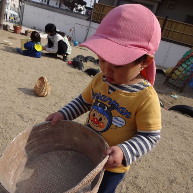 ＊　1歳児　春の陽気に誘われて　＊