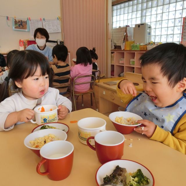 うれしいひな祭り給食　②