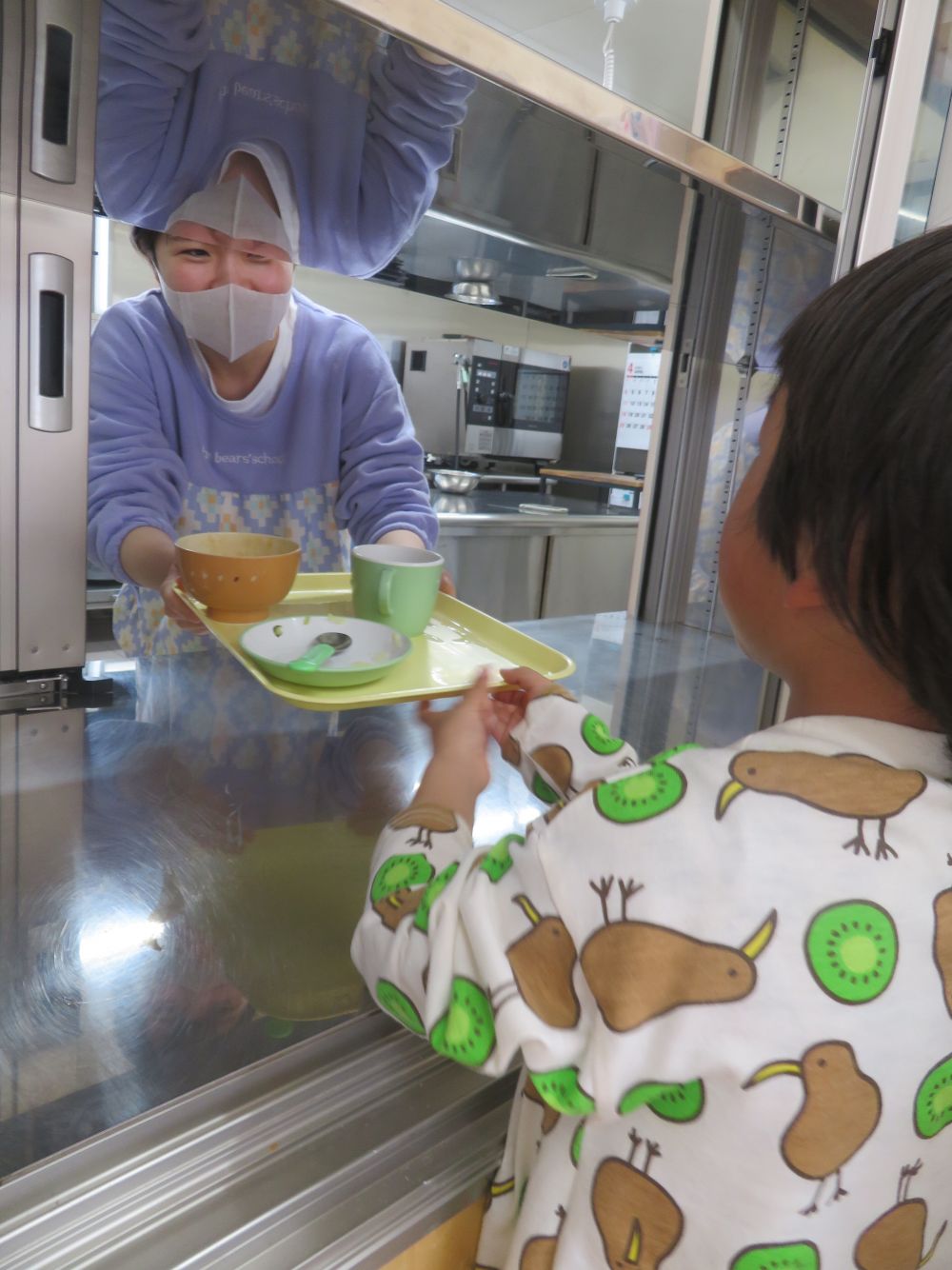 給食の先生、
　おいしい給食とおやつを
　ありがとうございました。
　　・・・毎日、おかわりをしました🍚