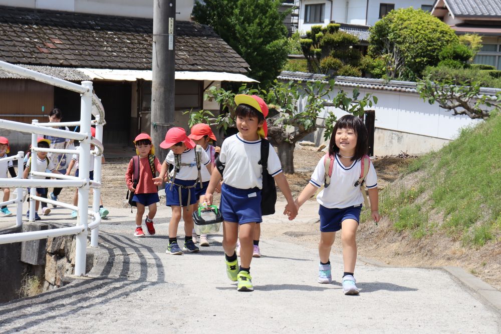 片道約30分力強く歩きます!!

たくましくなったね♡
