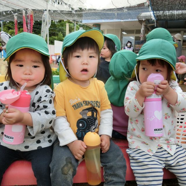 やってみたい！！　～ヒヨコぐみ１歳児～