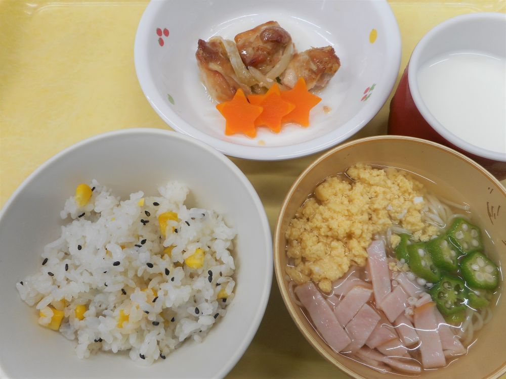 コーンライス

グリルチキン

人参グラッセ

七夕そうめん

牛乳