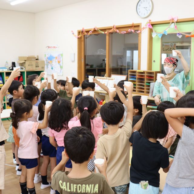 ＊　５歳児　お泊まり保育【乾杯】　＊