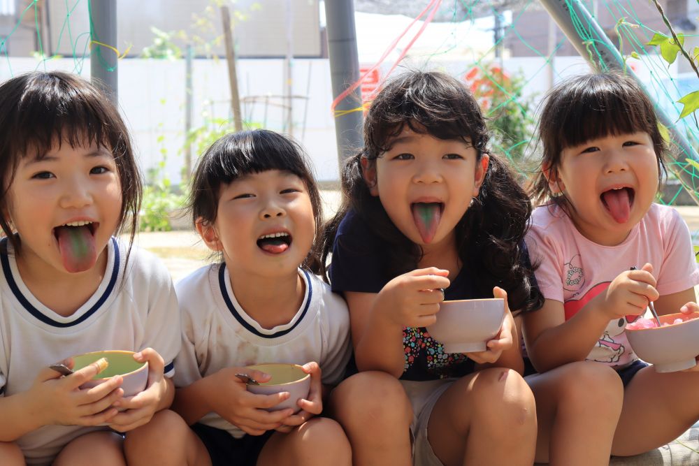 かき氷のもう一つの楽しみ方


何味を食べたでしょうか？

