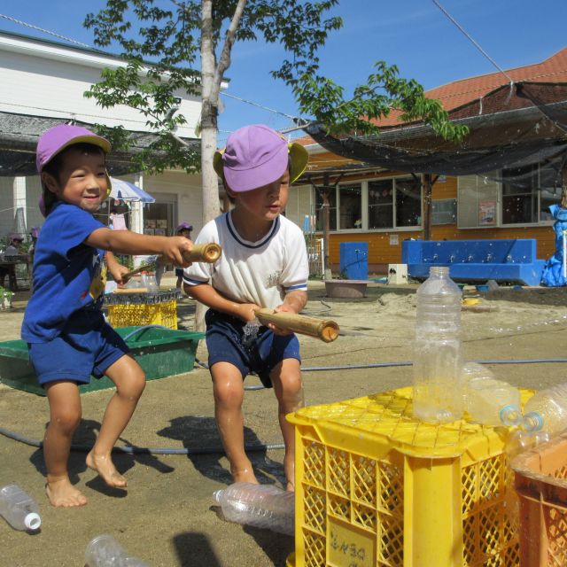 ＊　４歳児　水鉄砲　＊