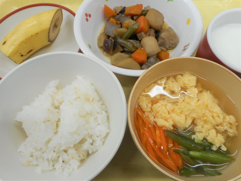 麦ご飯

筑前煮

そうめん汁

バナナ

牛乳