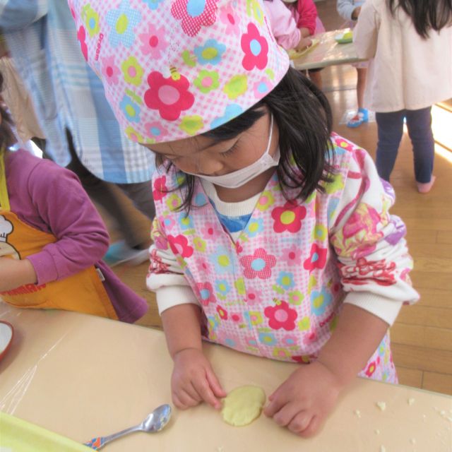 ＊　3歳児　クッキング②　（ゆめはうす認定こども園）　＊