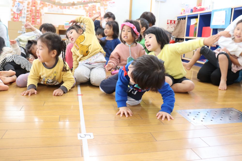 「どてっ！！」

みんな大笑いでとっても和やかな雰囲気♪