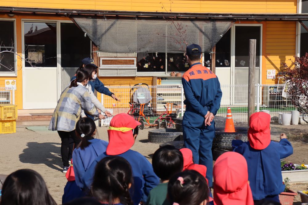 いつ、どんな時にどんな災害が起こるか分かりません
子ども達を守るため
職員も真剣です